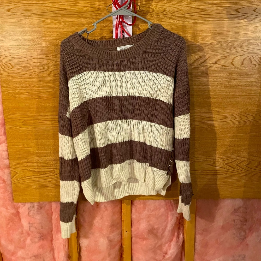 Wild Skye Striped Sweater Large